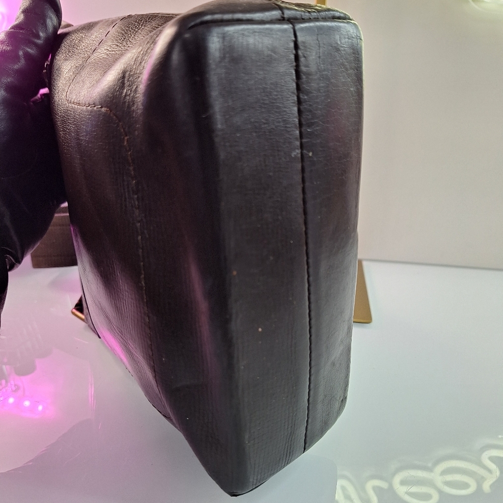 Brown Messenger Bag with Adjustable Strap and Flap Closure - Picture 6 of 10
